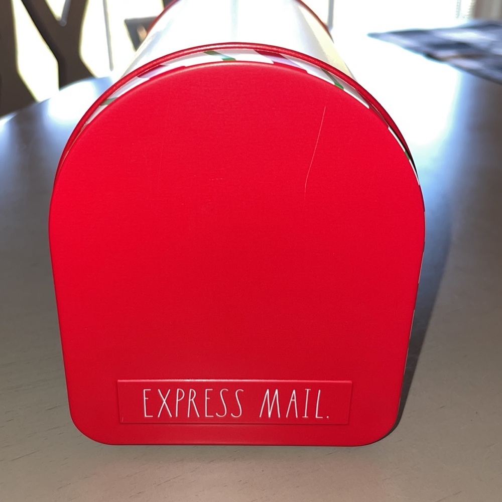 Rae Dunn North Pole Mail Box - Picture 5 of 5